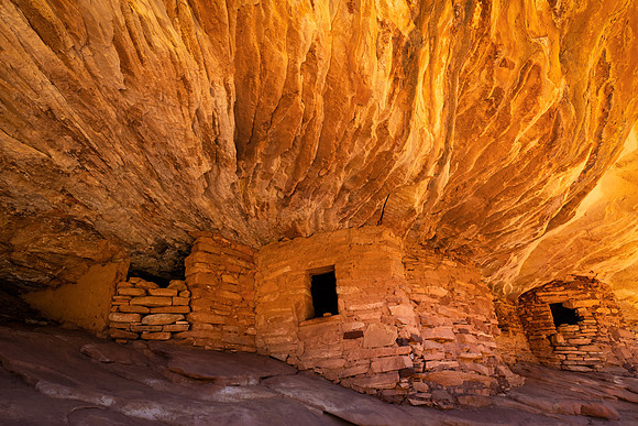 House on Fire - Anasazi ruin Utah